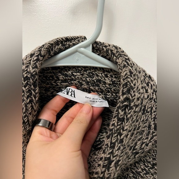 Zara Cut-out Knit Sweater - Picture 6 of 7